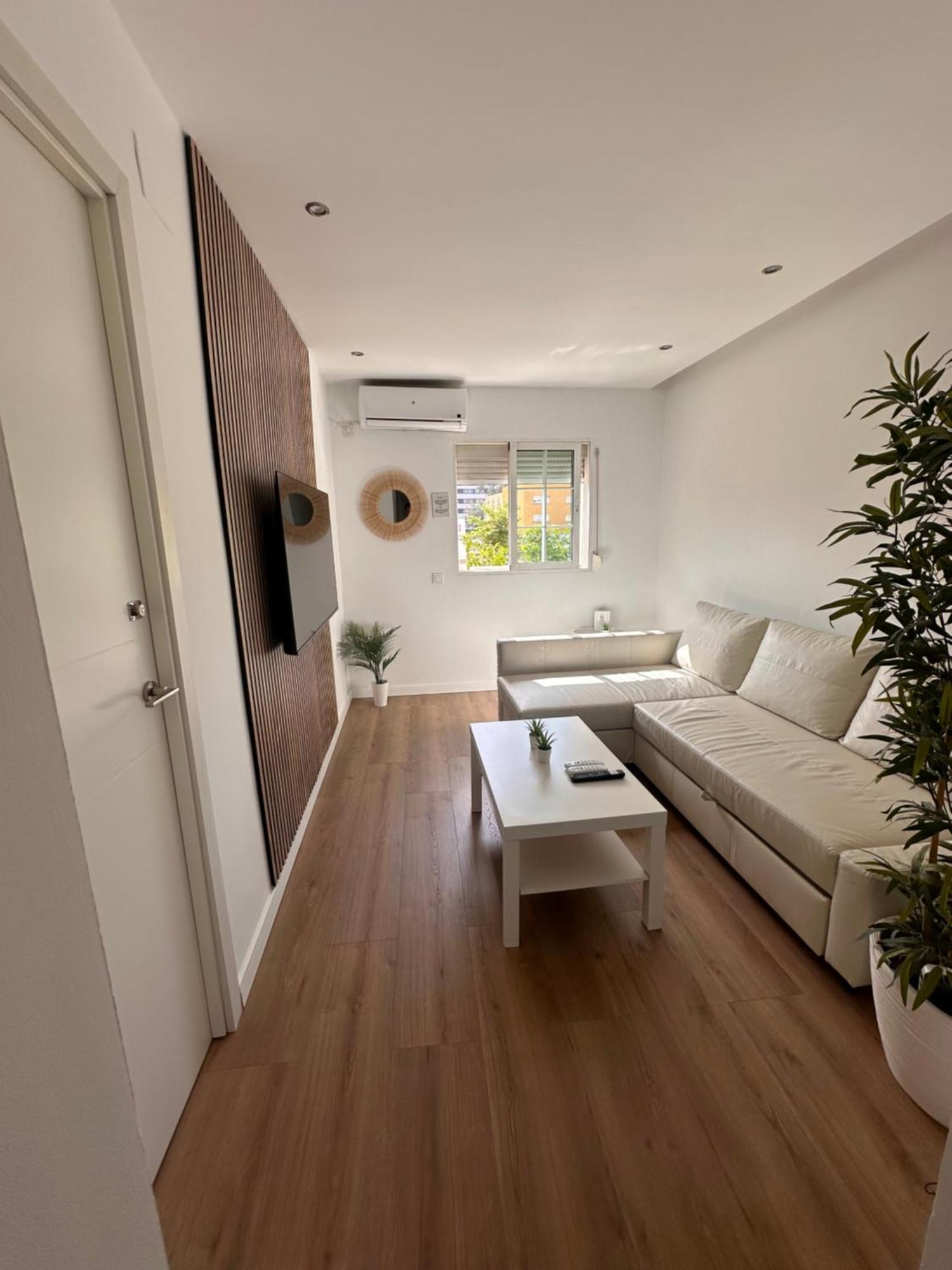 Apartmán Claveles De Luxe Màlaga Exteriér fotografie
