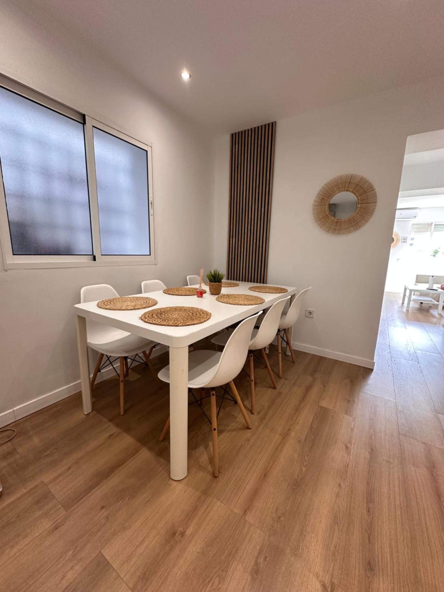 Apartmán Claveles De Luxe Màlaga Exteriér fotografie
