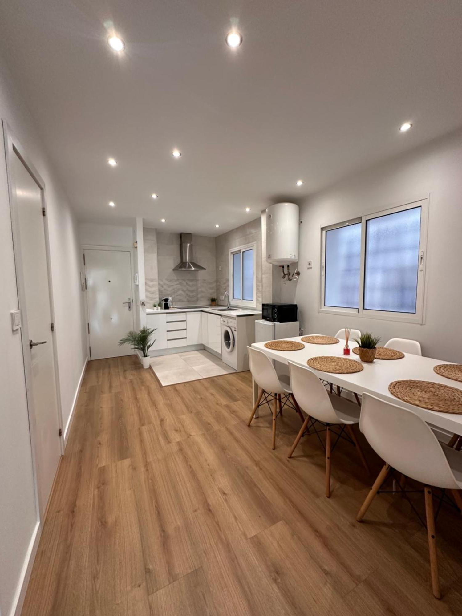 Apartmán Claveles De Luxe Màlaga Exteriér fotografie