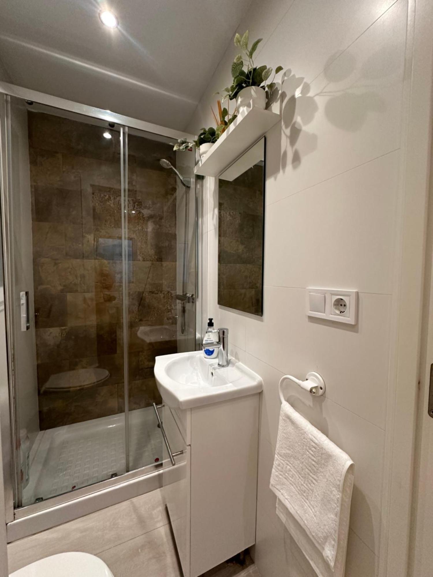Apartmán Claveles De Luxe Màlaga Exteriér fotografie